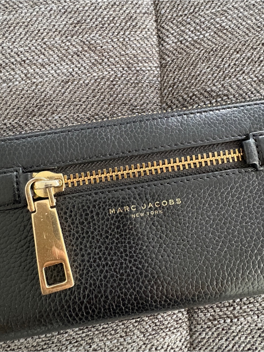 Marc Jacobs Gotham Wallet - Picture 2 of 5
